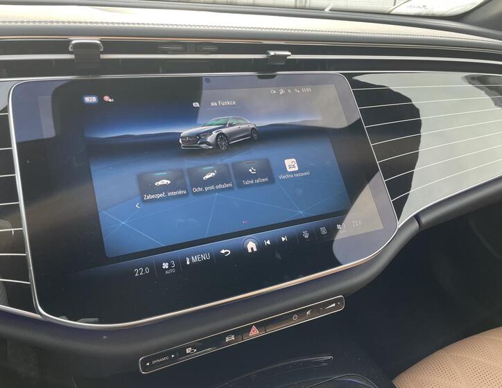 Mercedes-Benz Třídy E 20