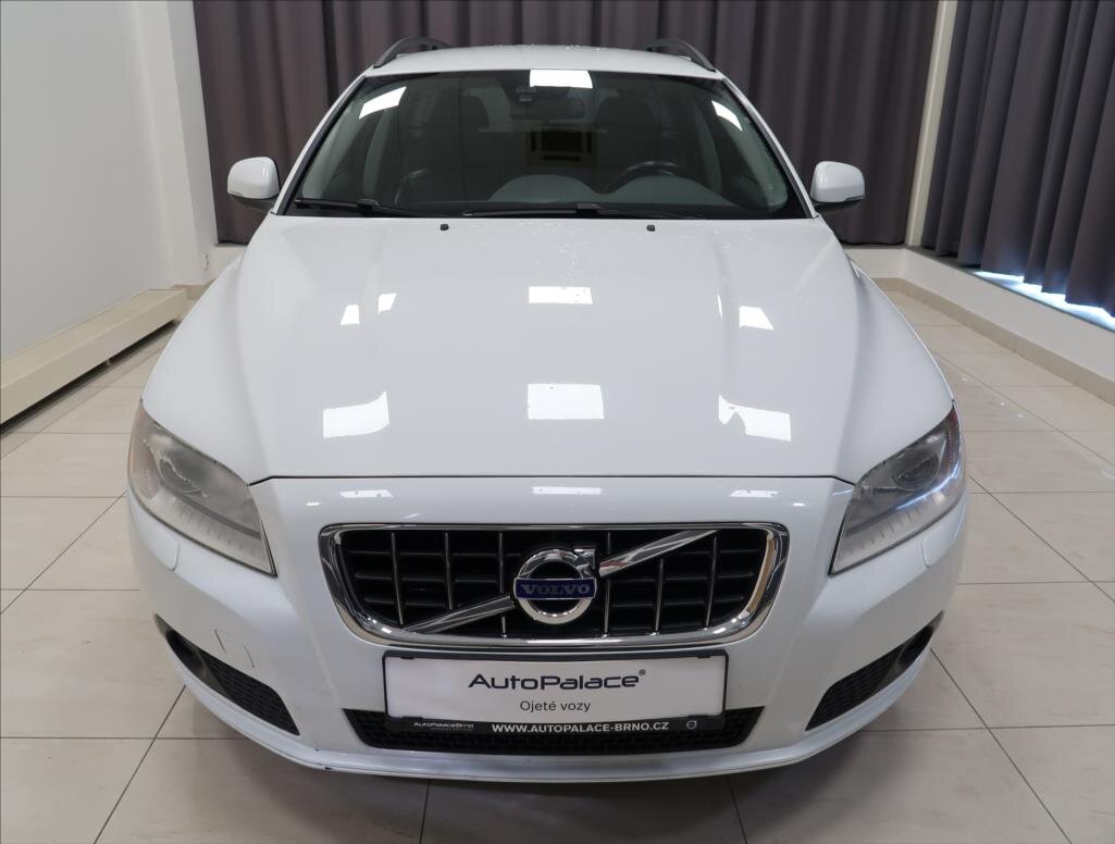 Volvo V70 Kombi 2,4 l 120 kw