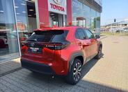 Toyota Yaris Cross 4