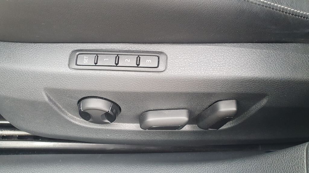 Škoda Superb Sedan / Limuzína 2,0 l 140 kw