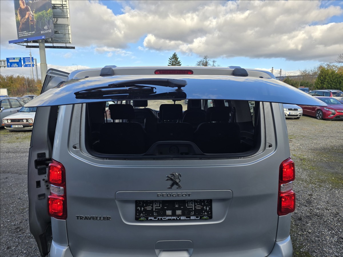 Peugeot Traveller