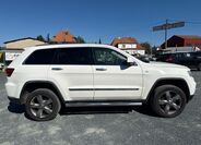 Jeep Grand Cherokee 8