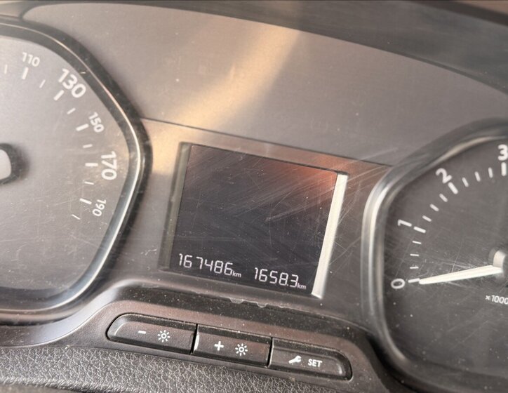 Peugeot Expert Skříň 2,0 l 110 kw