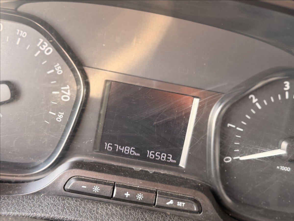 Peugeot Expert Skříň 2,0 l 110 kw