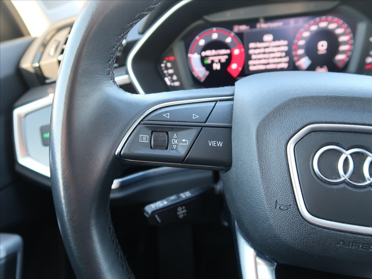 Audi Q3 SUV / Terénní 2,0 l 110 kw