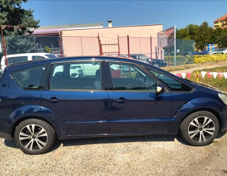Ford S-MAX 4