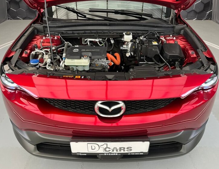 Mazda MX-30 SUV / Terénní 0,0 107 kw