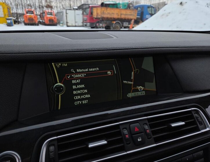 BMW Řada 7 Sedan / Limuzína 4,4 l 300 kw