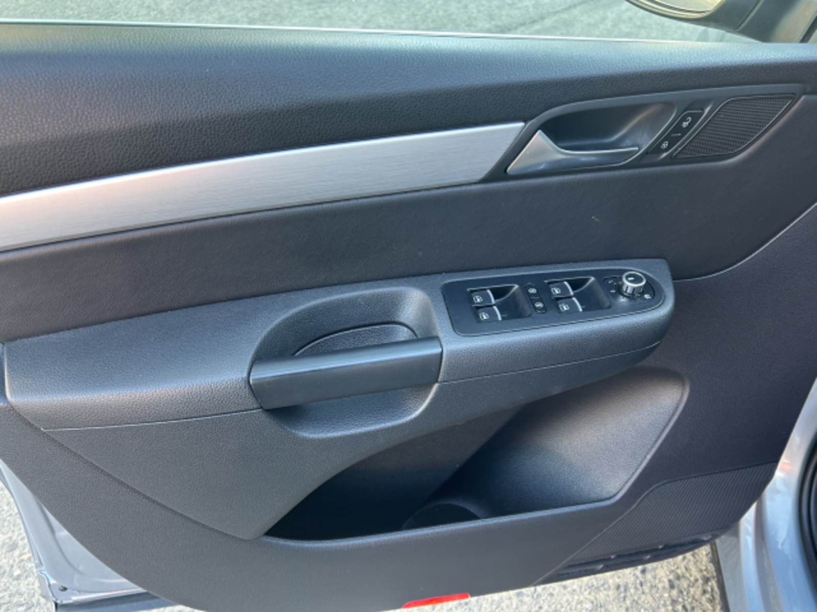 Volkswagen Sharan 28