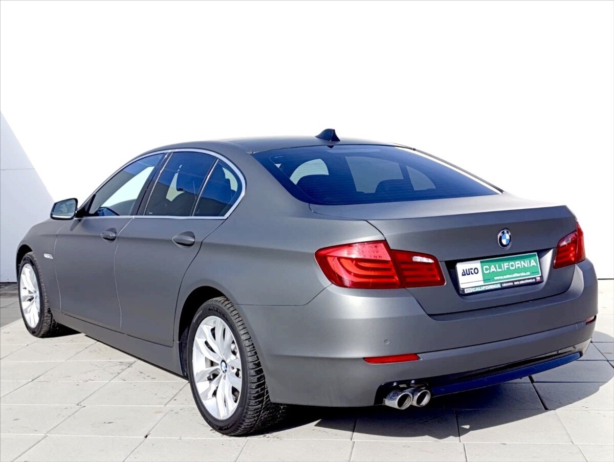 BMW Řada 5 Sedan 3,0 l 180 kw