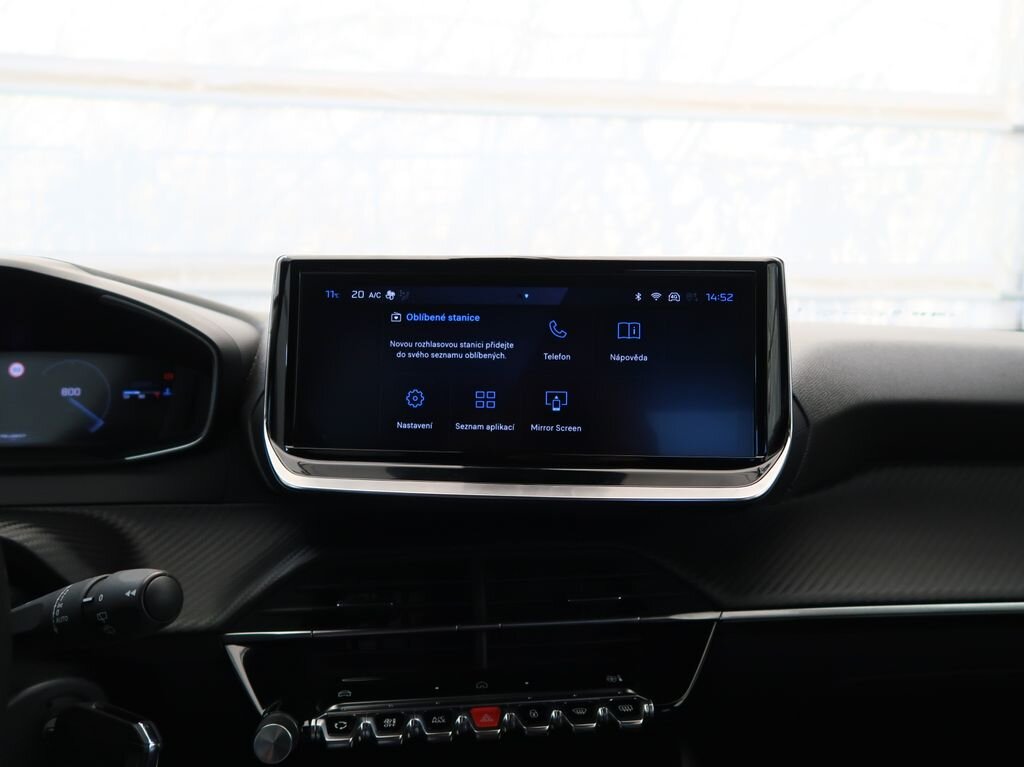 Peugeot 2008 SUV / Terénní 1,2 l 74 kw