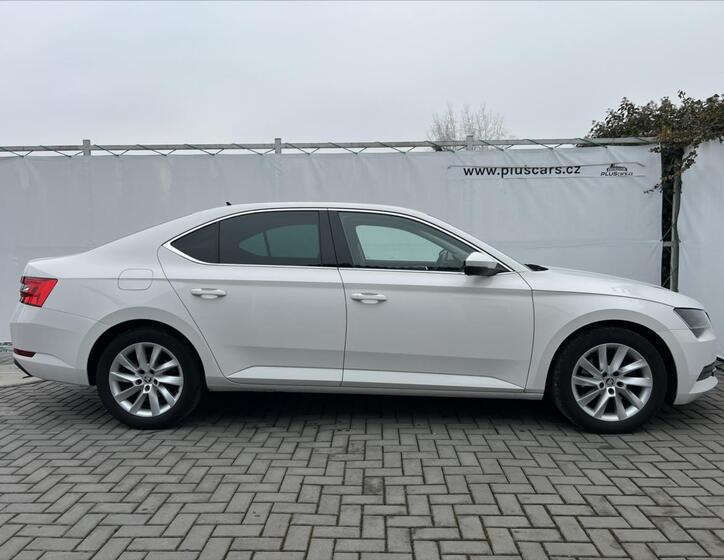 Škoda Superb 7