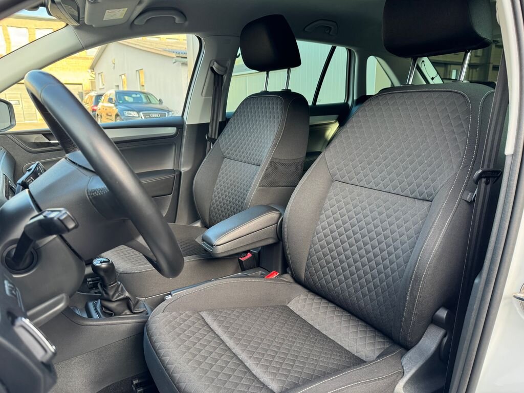 Škoda Rapid Hatchback 999,0 81 kw