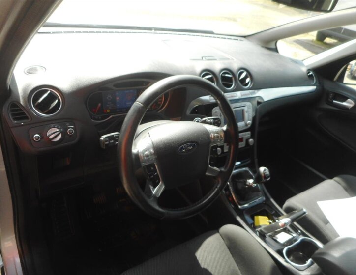 Ford S-MAX Kombi 2,2 l 129 kw