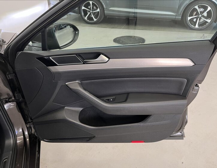 Volkswagen Passat 38