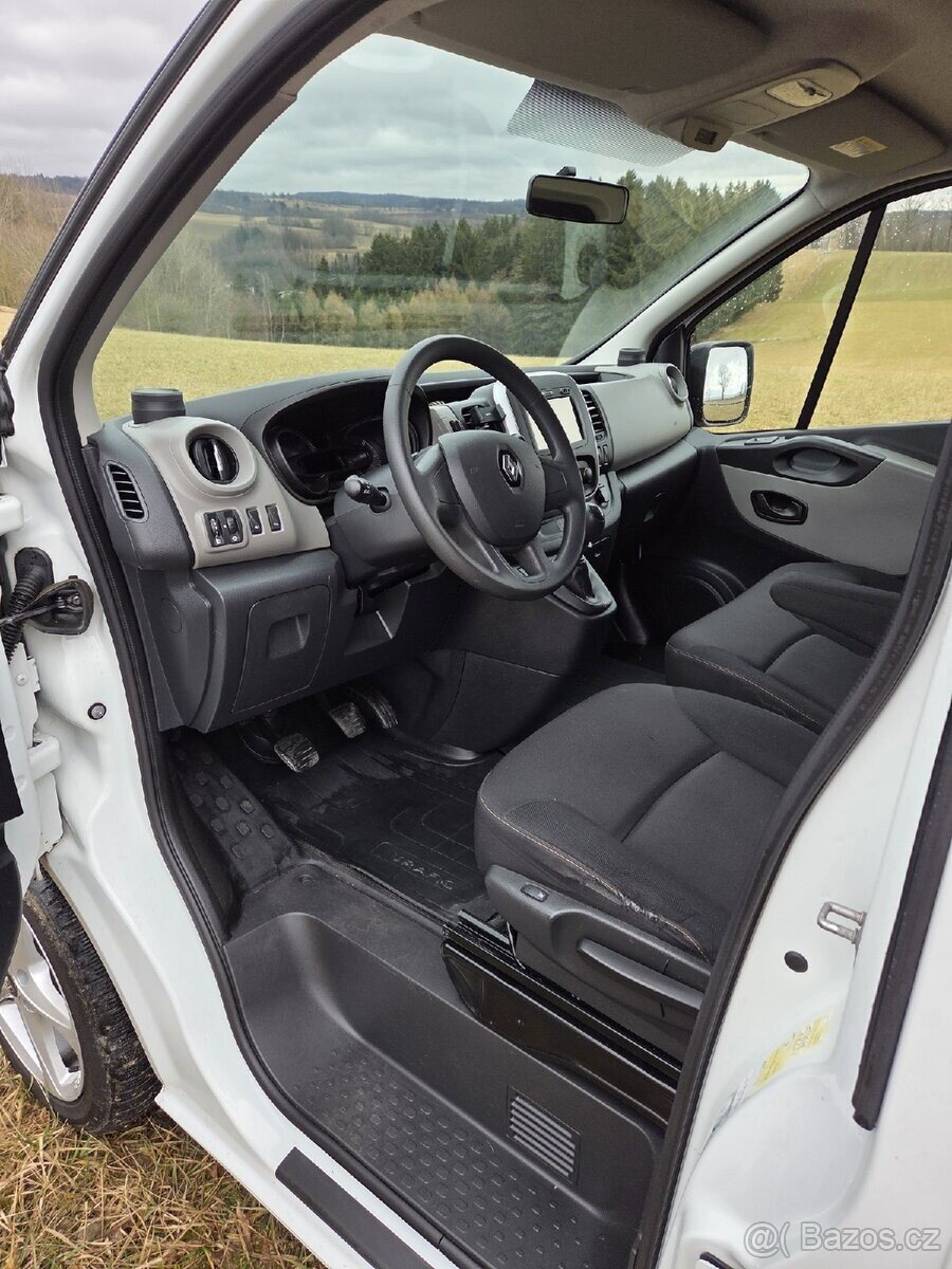 Renault Trafic VAN-Minibus 0,0 89 kw