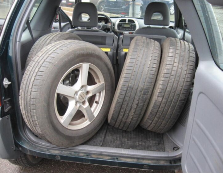 Toyota RAV4 Kombi 1,8 l 92 kw