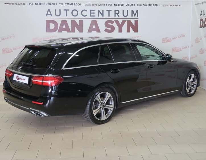 Mercedes-Benz Třídy E Kombi 2,0 l 143 kw