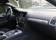 Audi Q7 Kombi 3,0 l 176 kw