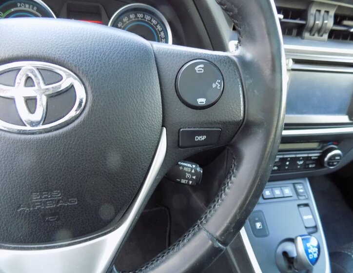 Toyota Auris Hatchback 1,8 l 73 kw