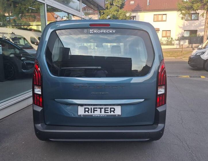 Peugeot Rifter 5