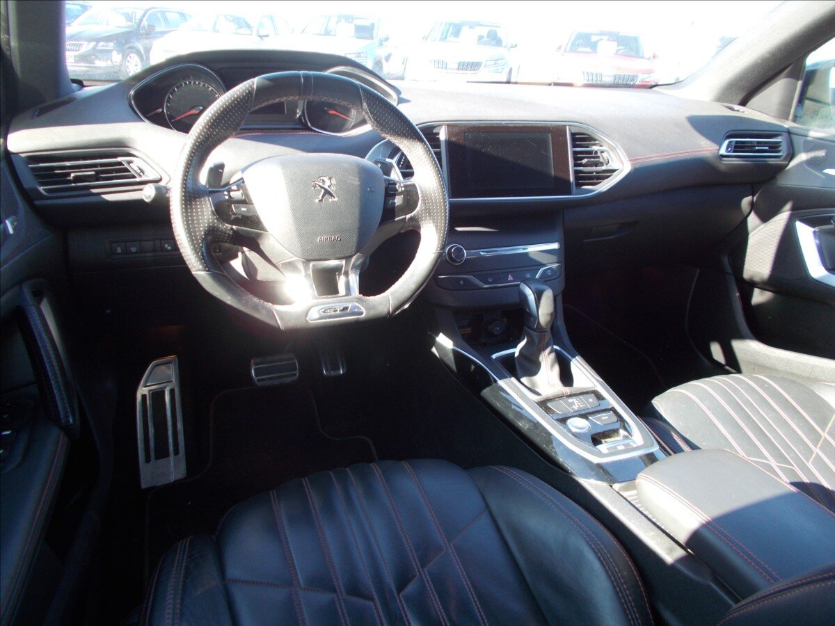 Peugeot 308 Kombi 2,0 l 133 kw