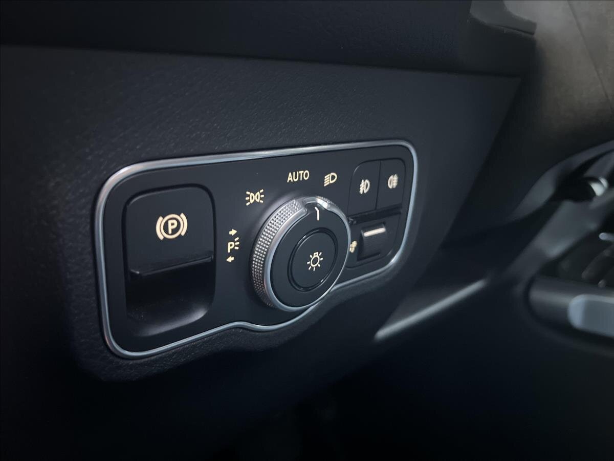 Mercedes-Benz GLB SUV 2,0 l 110 kw