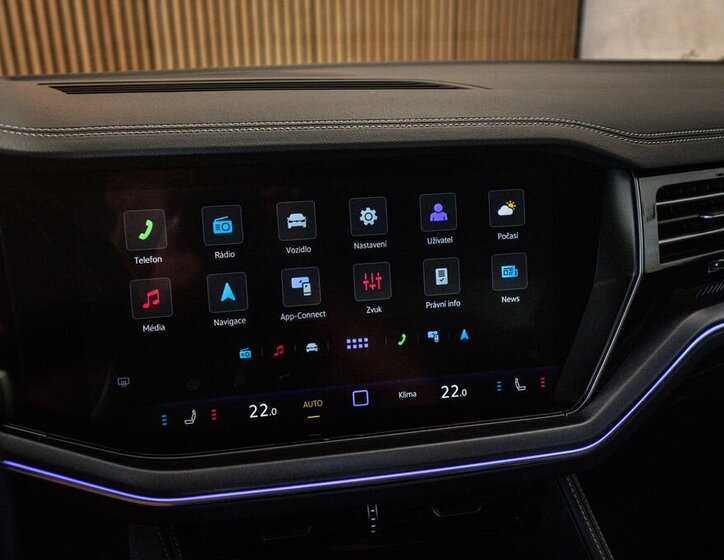 Volkswagen Touareg SUV / Terénní 3,0 l 210 kw