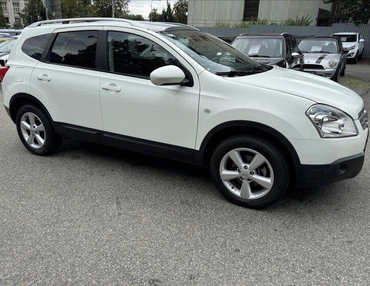 Nissan Qashqai SUV / Terénní 1,5 l 76 kw
