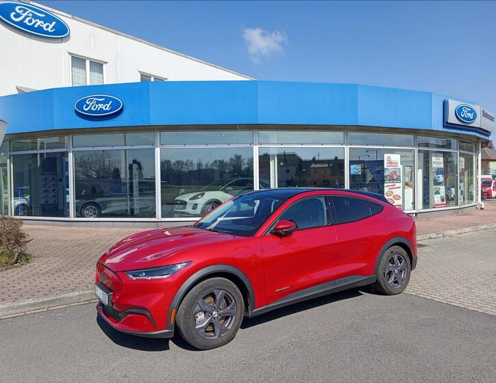 Ford Mustang Mach-E 3