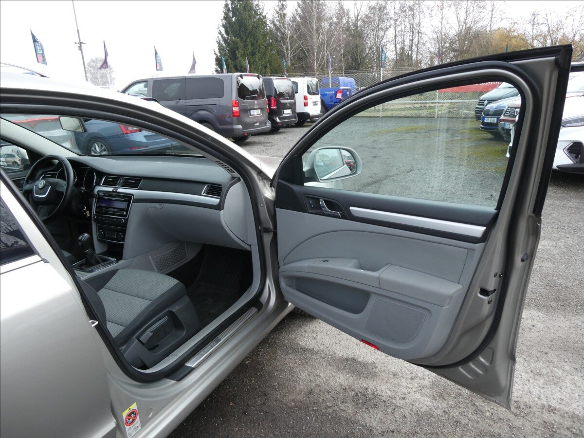 Škoda Superb Kombi 1,4 l 92 kw