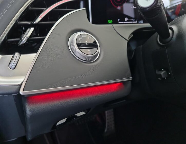 Mercedes-Benz Třídy E 11