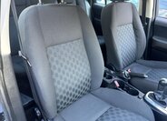 Land Rover Freelander SUV 2,2 l 112 kw