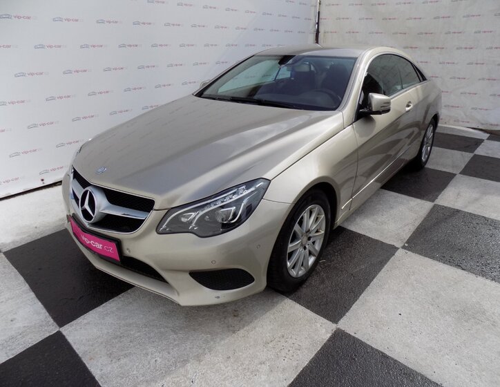 Mercedes-Benz Třídy E 1