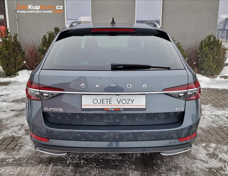 Škoda Superb Kombi 2,0 l 140 kw