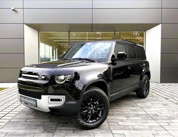 Land Rover Defender 1