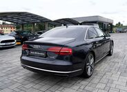 Audi A8 6