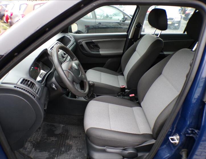 Škoda Fabia 12