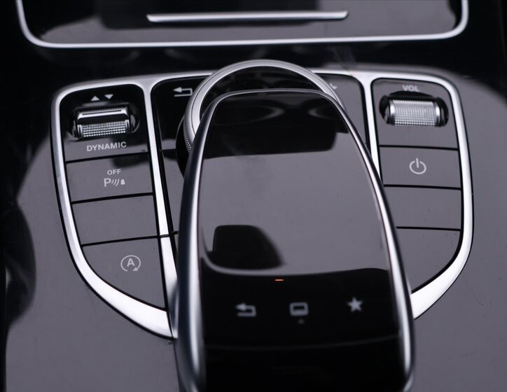 Mercedes-Benz Třídy C Kombi 2,1 l 100 kw