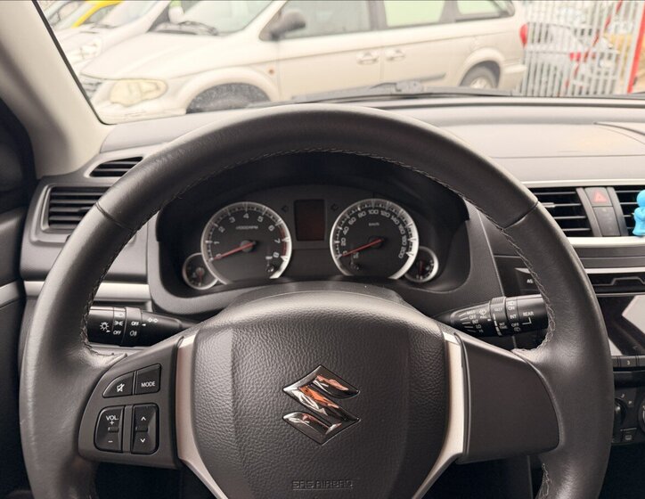 Suzuki Swift Hatchback 1,2 l 69 kw