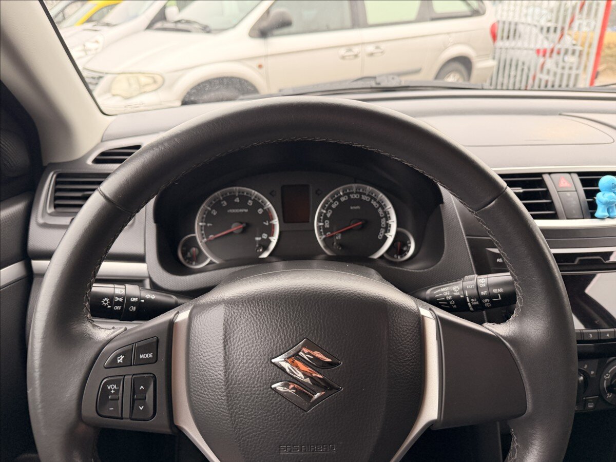 Suzuki Swift Hatchback 1,2 l 69 kw