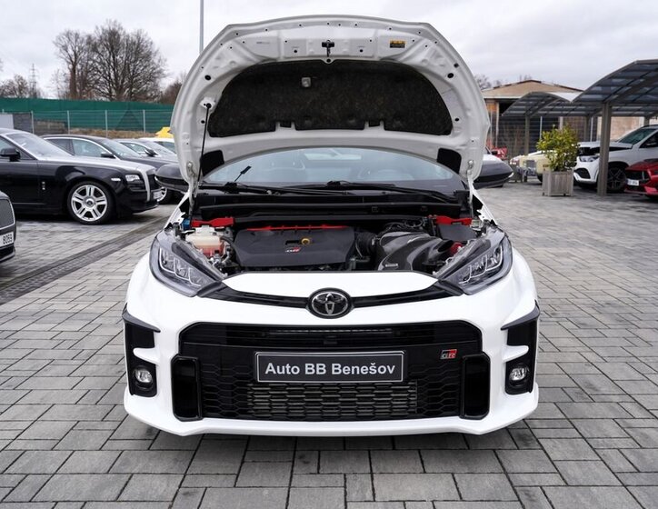 Toyota Ostatní Hatchback 1,6 l 192 kw