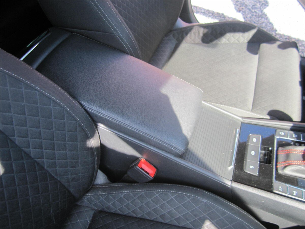 Škoda Superb Sedan 2,0 l 110 kw