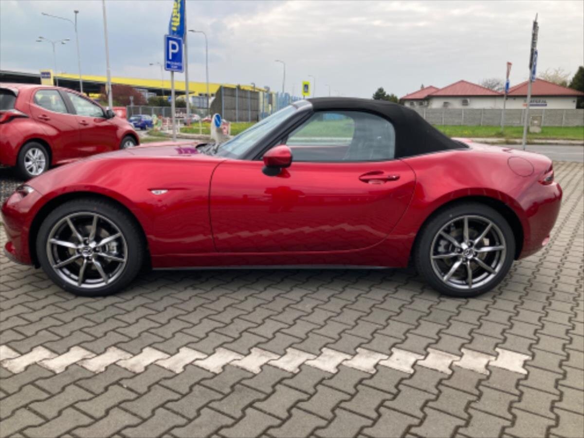Mazda MX-5 Kabriolet 1,5 l 0