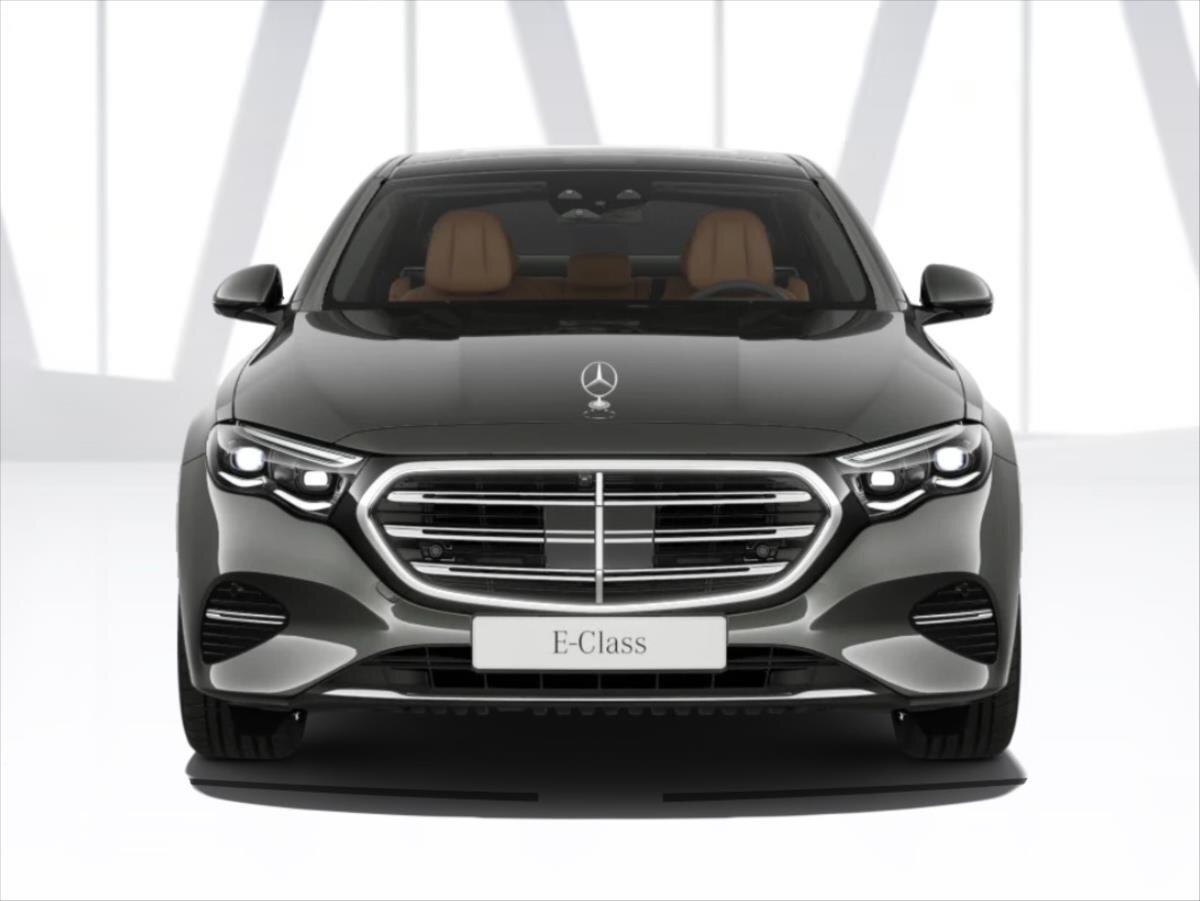 Mercedes-Benz Třídy E Sedan / Limuzína 3,0 l 270 kw