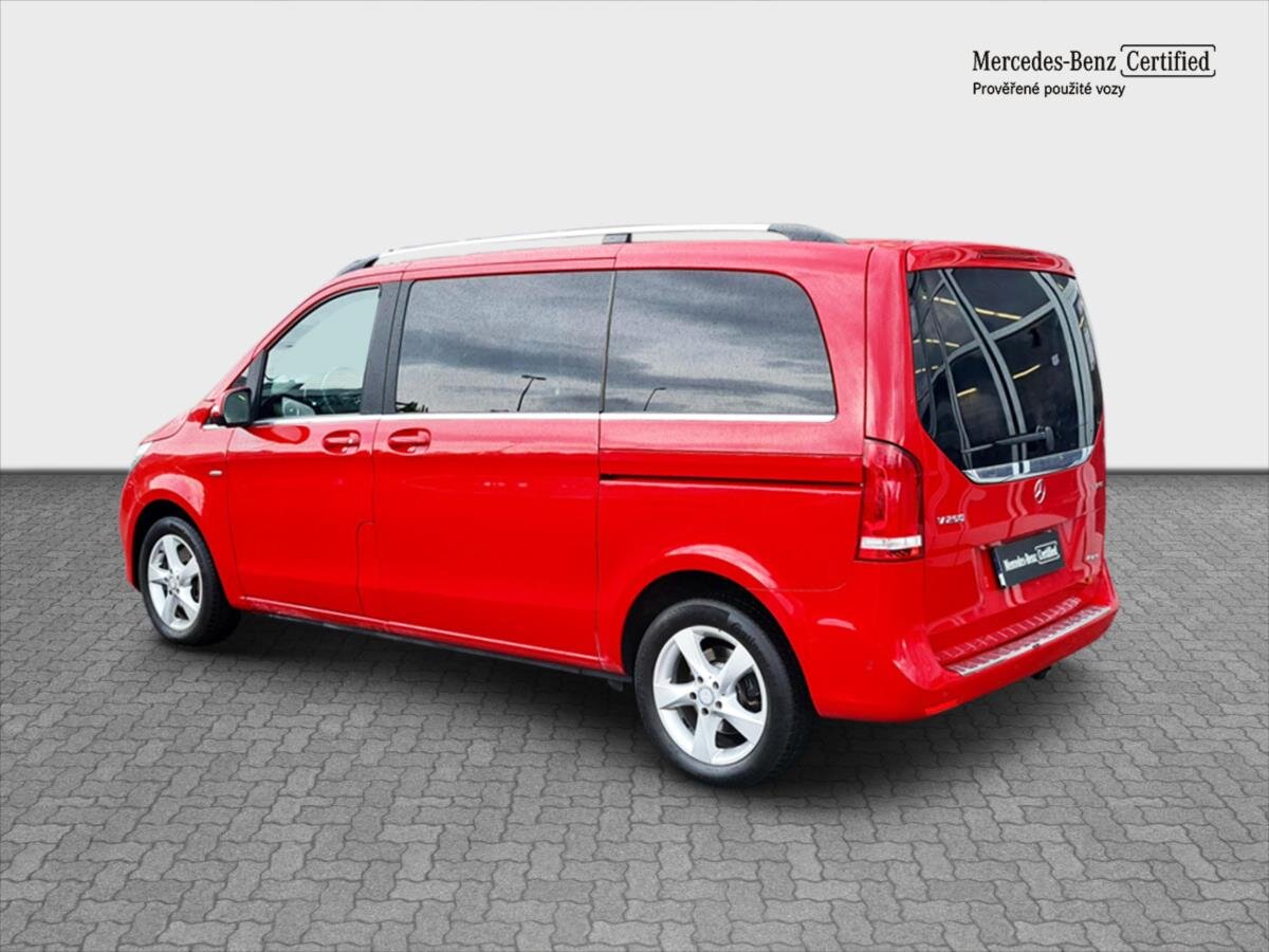 Mercedes-Benz Třídy V MPV 2,1 l 140 kw