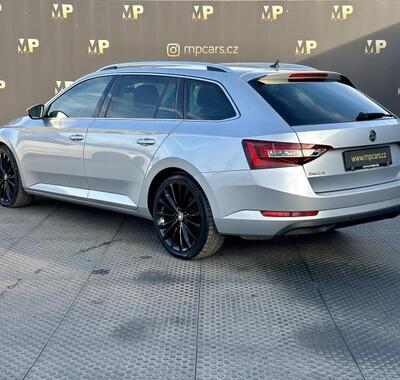 Škoda Superb 10