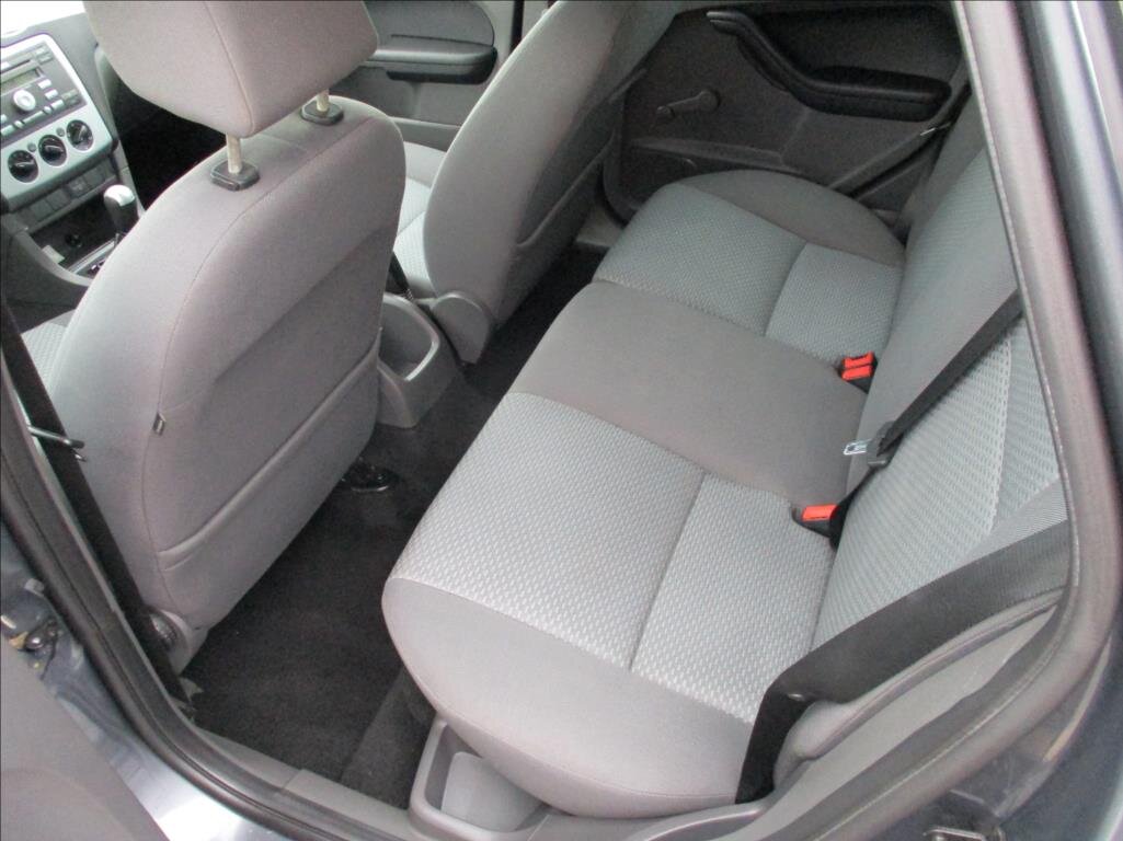 Ford Focus Kombi 1,6 l 74 kw