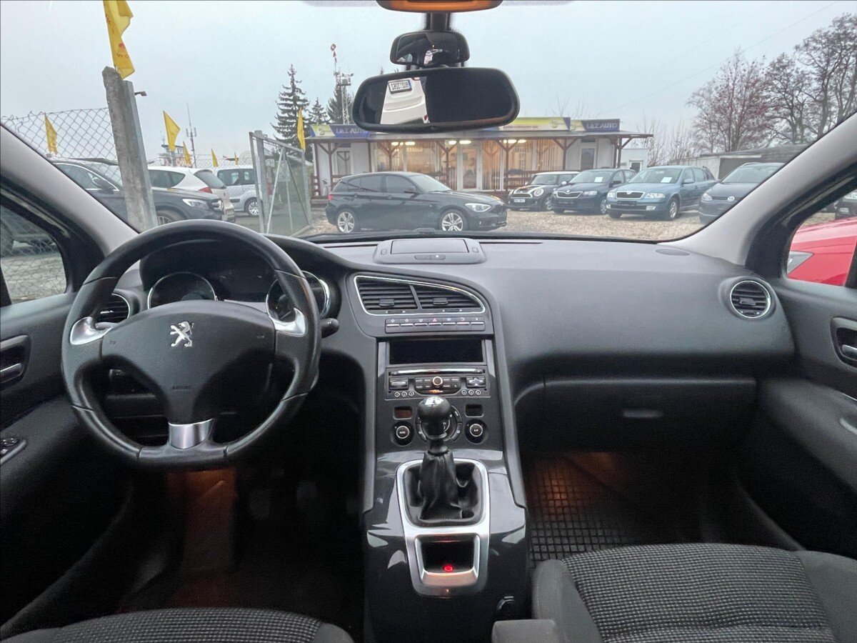 Peugeot 5008 MPV 1,6 l 88 kw