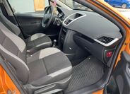 Peugeot 207 10